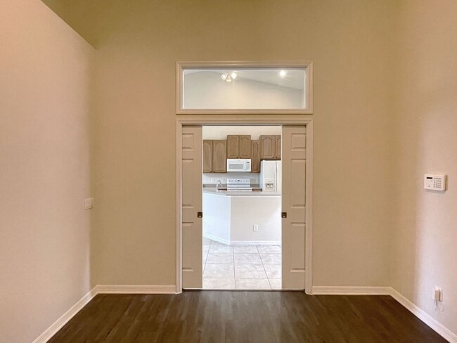 Building Photo - Two-Bedroom Townhome with Bonus Room
