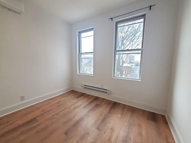 Building Photo - 119 64th St