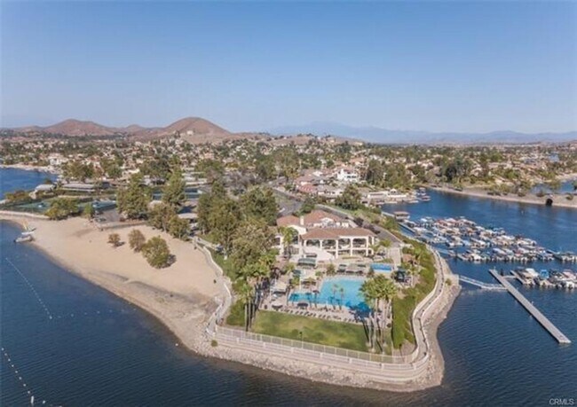 Building Photo - Stunning Lakefront Retreat in Gated Canyon...