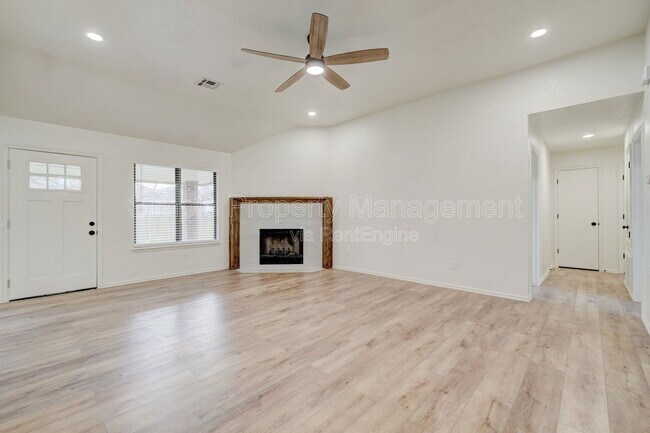 Building Photo - 11546 Berkshire Ct