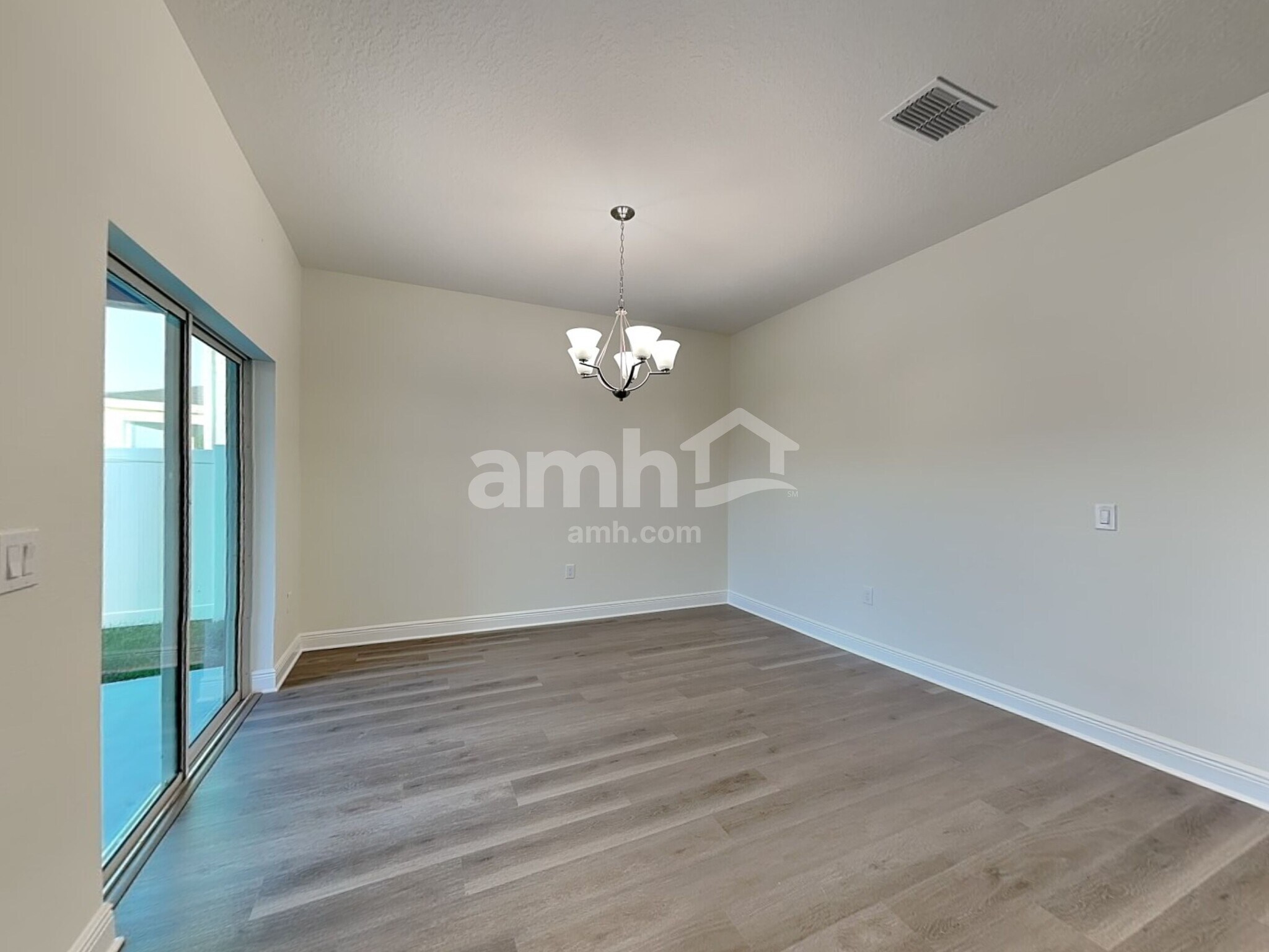 Building Photo - 1274 Heavenly Dr