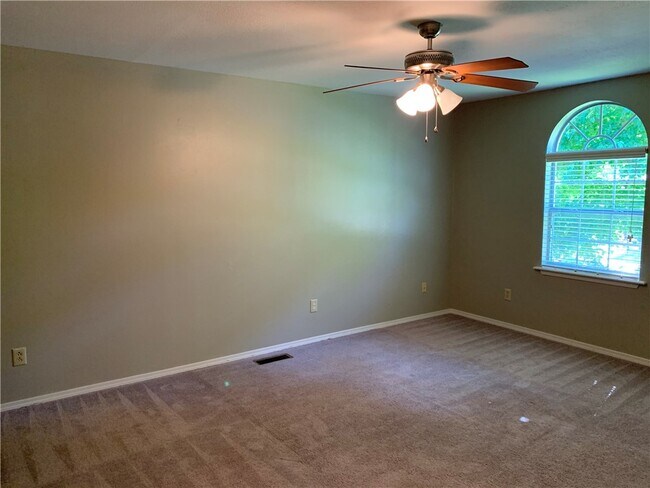 Building Photo - 461 N Garrett St