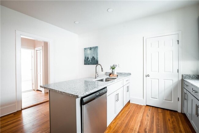 Building Photo - 1359 Finley St NE