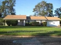 Building Photo - 607 Melbourne Dr