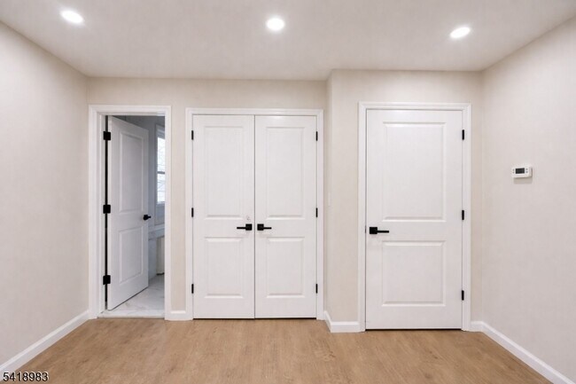 Building Photo - 310 Winans Ave