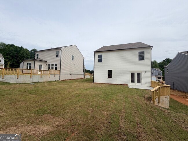 Building Photo - 102 Glenrise Dr