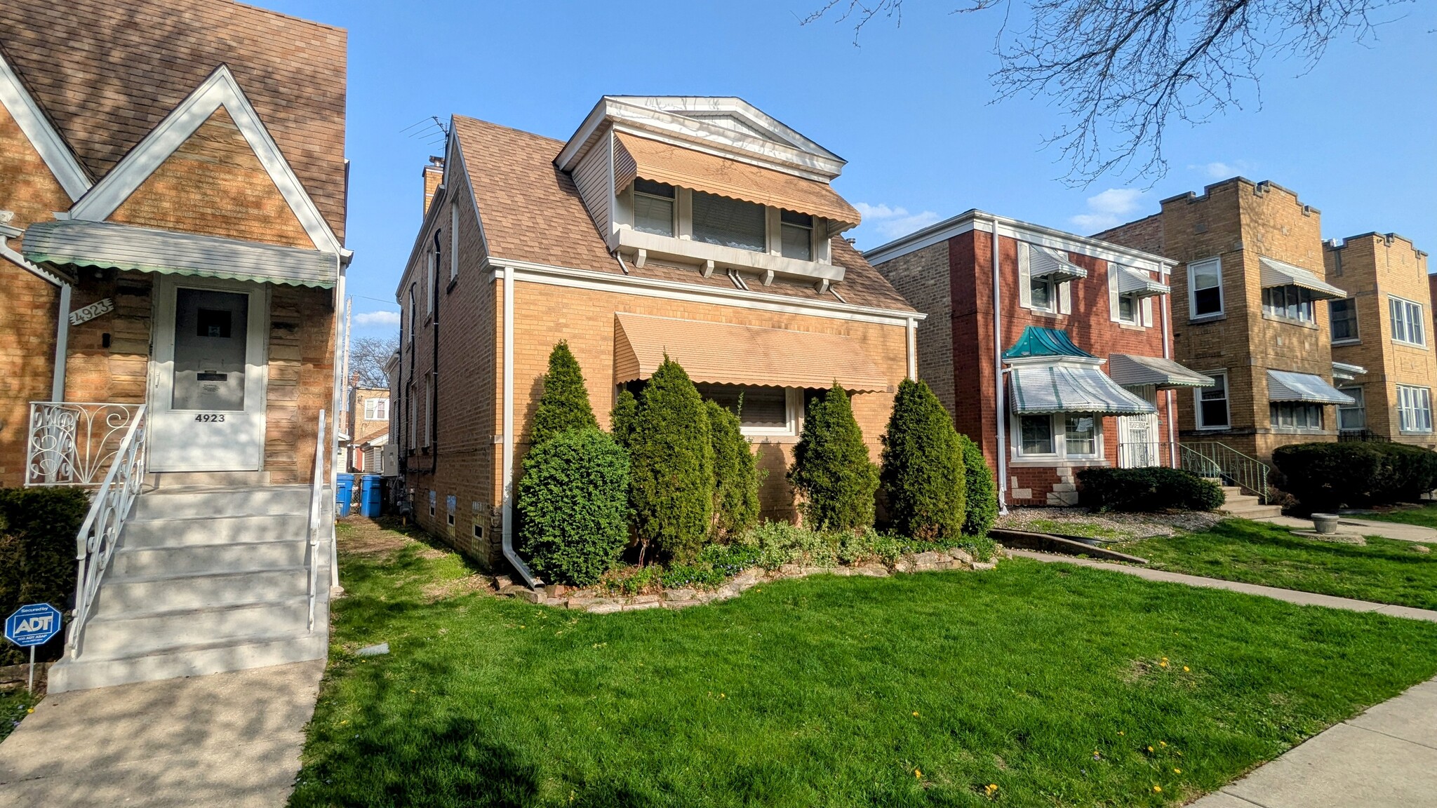 Building Photo - 4919 N Mason Ave