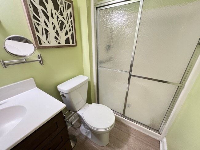 Building Photo - Newly renovated 3-bedroom, 2.5-bath home in Philadelphia’s Art Museum area