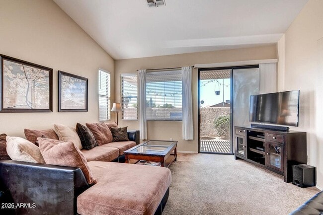 Building Photo - 1425 S Lindsay Rd