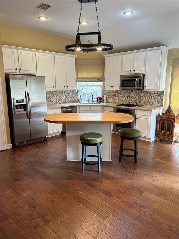 Building Photo - 5401 Apache Creek Cove