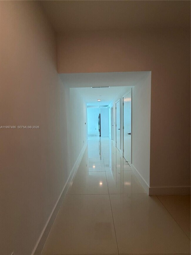 Building Photo - 888 Biscayne Blvd