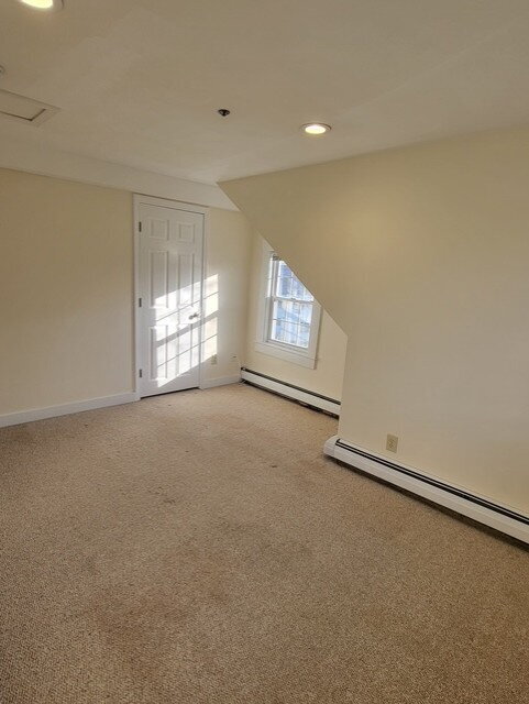 Building Photo - Bright 1BR Apartment with Bonus Space – Heat Included | Dover, NH