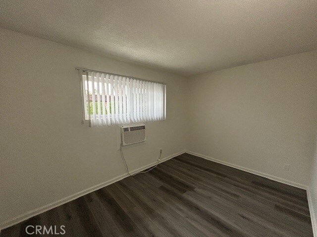 Building Photo - 37067 Bankside Dr