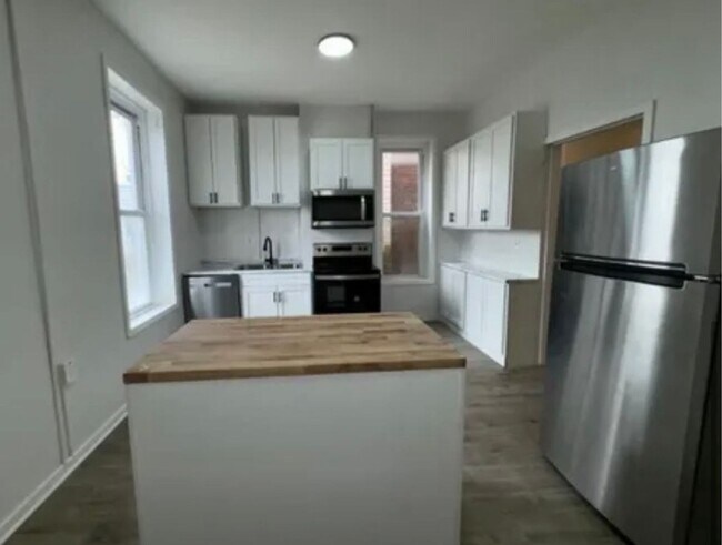 Building Photo - 3616 S Jefferson Ave