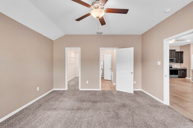 Building Photo - 9326 Nubuck Br