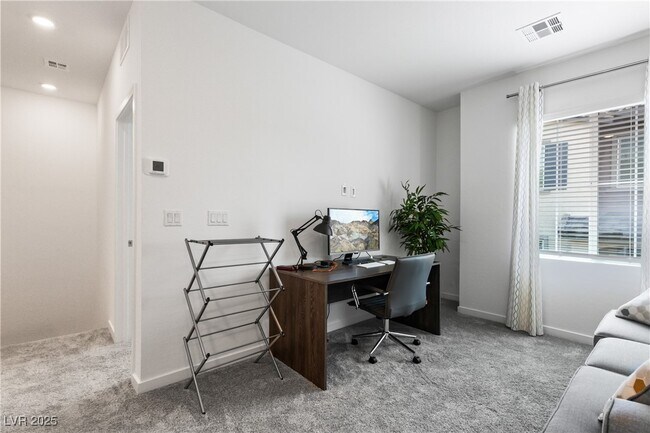 Building Photo - 965 Nevada State Dr