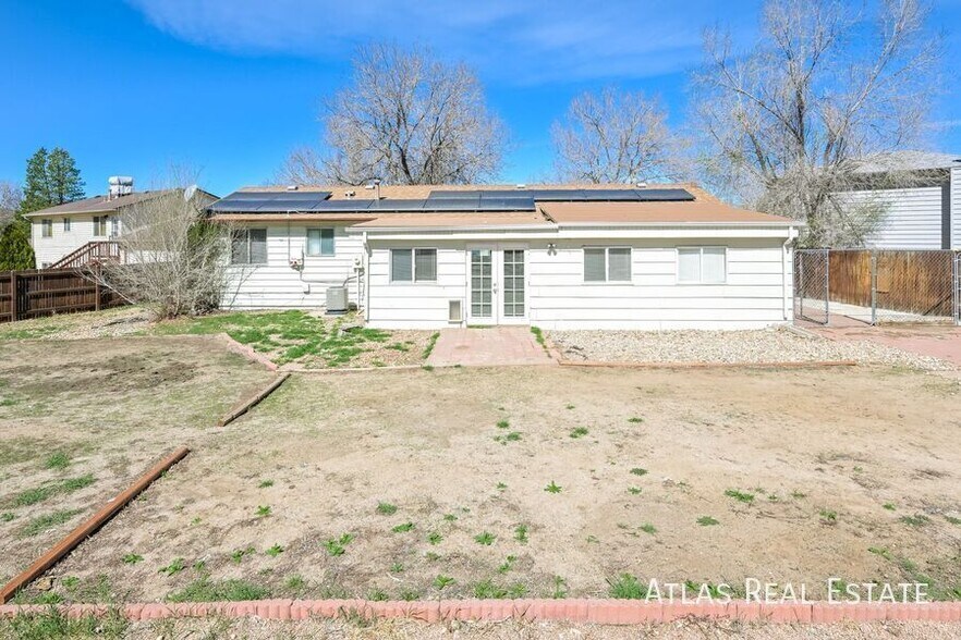 Building Photo - 15876 E Cornell Pl