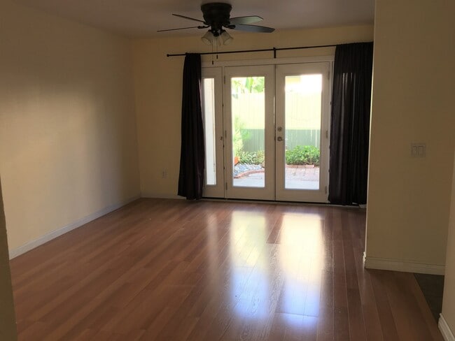 Building Photo - Four Bedroom Two Story Townhome in La Mesa!!!