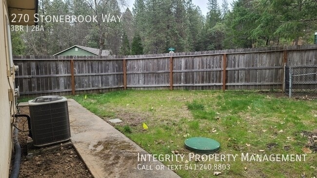 Building Photo - 270 Stonebrook Way