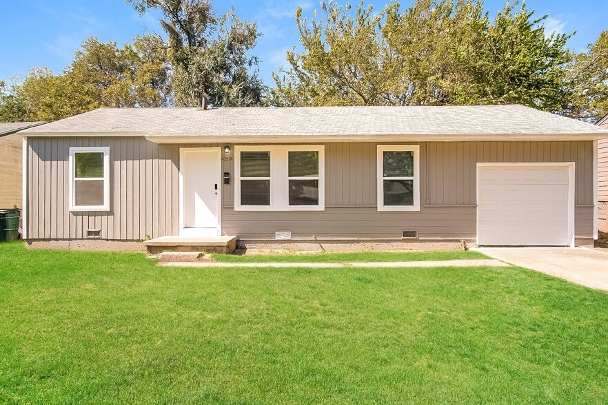 Building Photo - 4204 N Frankfort Ave