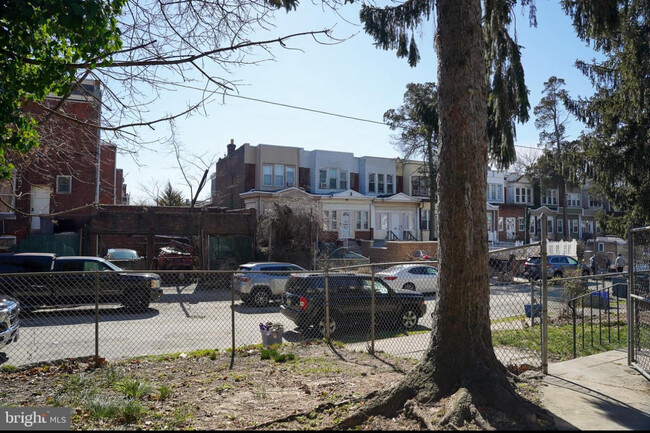 Building Photo - 5807 Pentridge St