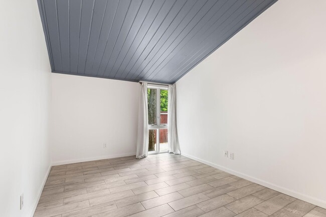 Building Photo - 1815 Independence Blvd