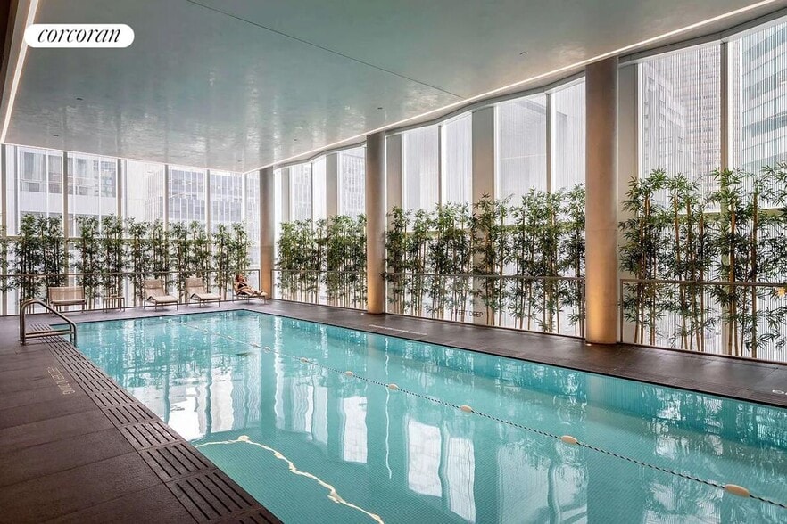 Building Photo - 100 E 53rd St