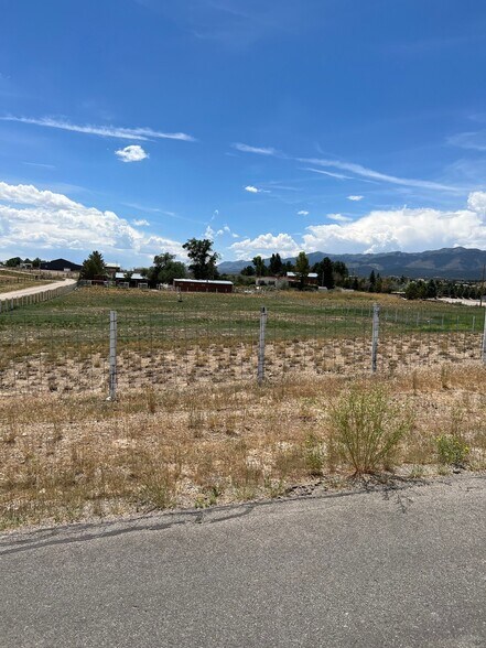 Building Photo - 237 Grant Ave