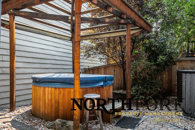 Building Photo - Elegant Home in Boise’s East End