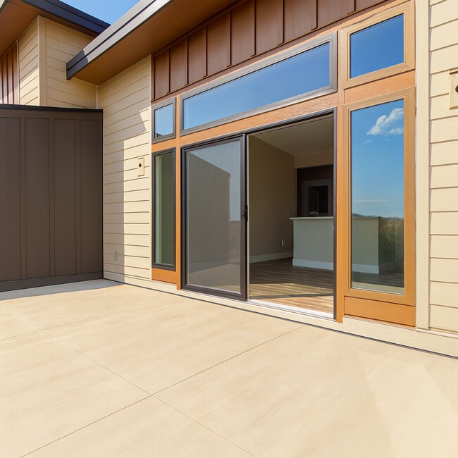 Building Photo - Your Bend Retreat: Spacious Townhouse with...