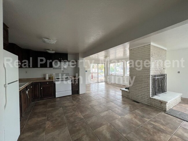 Primary Photo - Recently Renovated Orem Home