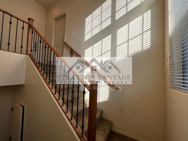 Building Photo - 4709 E Portola Valley Dr