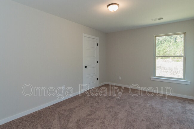 Building Photo - 112 Brookside Way