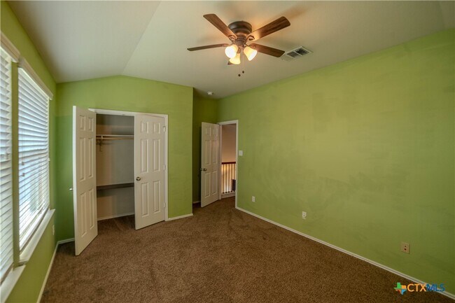 Building Photo - 6604 Katy Creek Ln