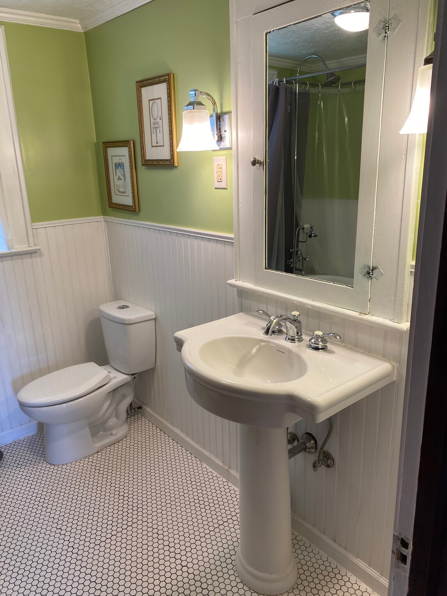 2nd floor bathroom - 4441 Wyoming St