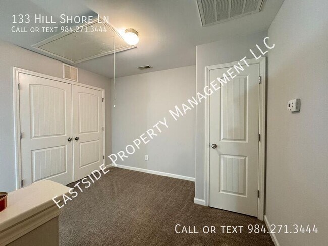 Building Photo - 133 Hill Shore Ln