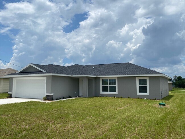 Building Photo - 13 Poplar Ln
