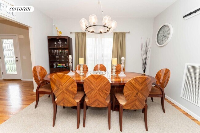 Building Photo - 9 Dayton Ave