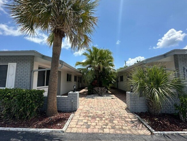 Interior Photo - Lighthouse Point Apartments LLC