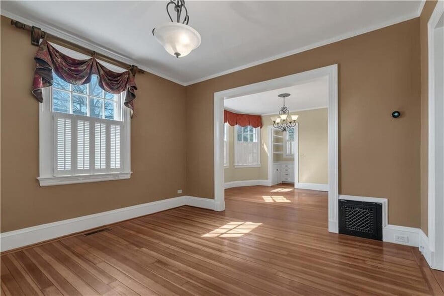 Building Photo - 98 Butler Ave