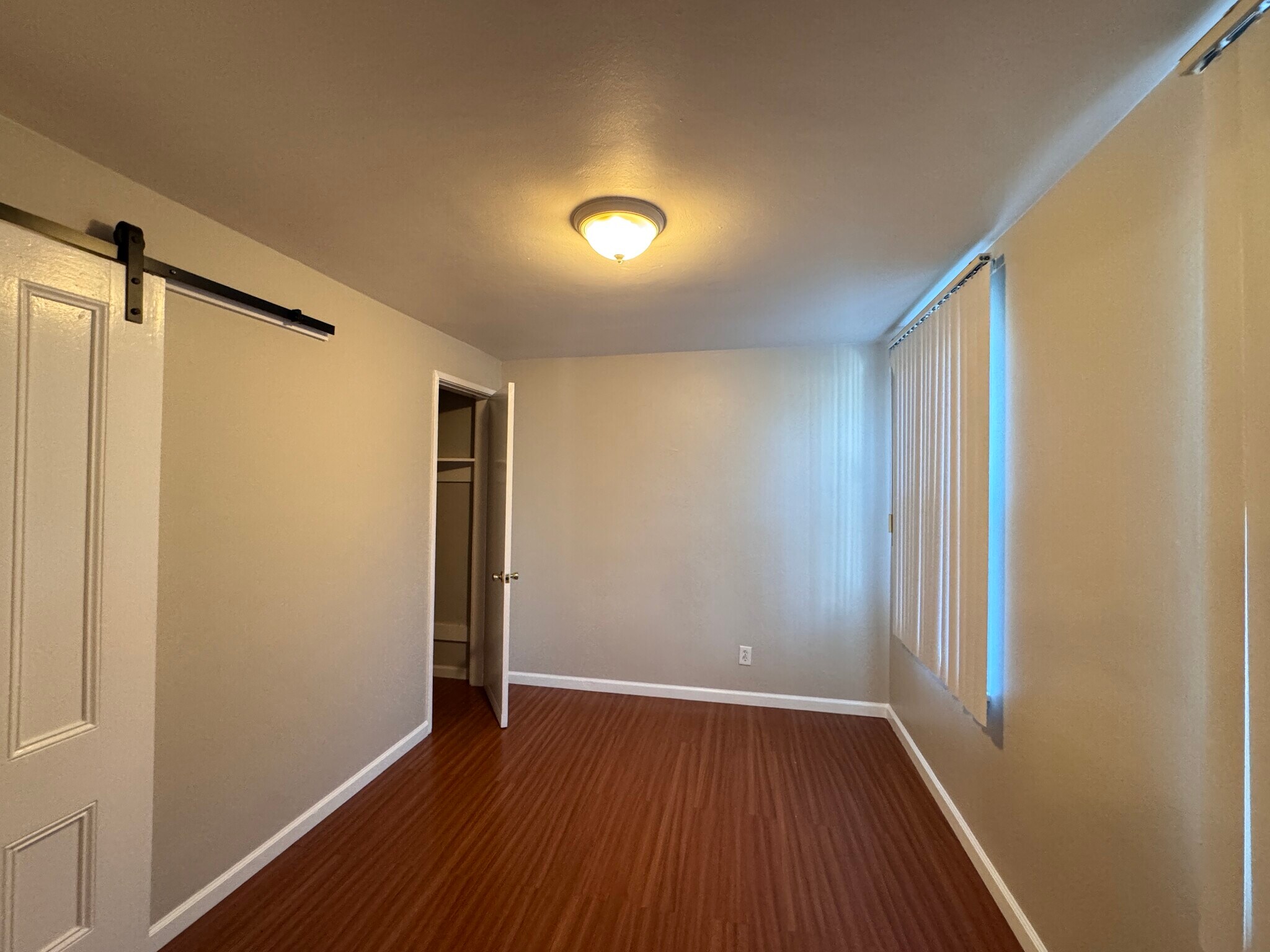 Bedroom with walk in closet - 2985 E St
