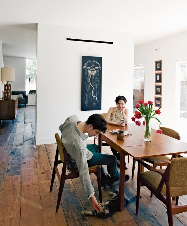 Building Photo - 226 W 25th St