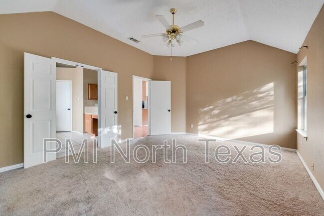 Building Photo - 4507 Stones River Rd