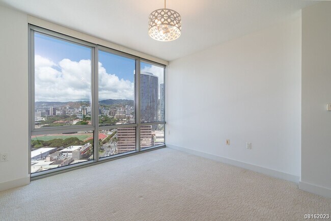 Building Photo - Waihonua 2br 2ba 2pkg (tandem) w/Storage, High Floor, Amenities (Honolulu)