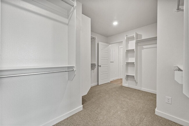 Building Photo - 2616 Garland Ave