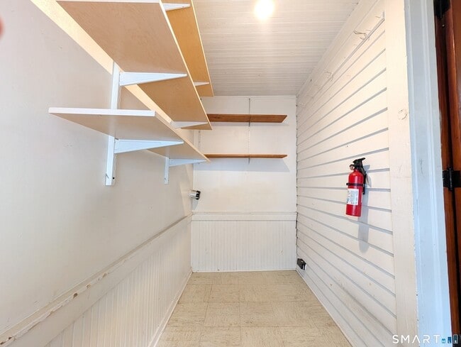 Building Photo - 226 Brightwood Ave