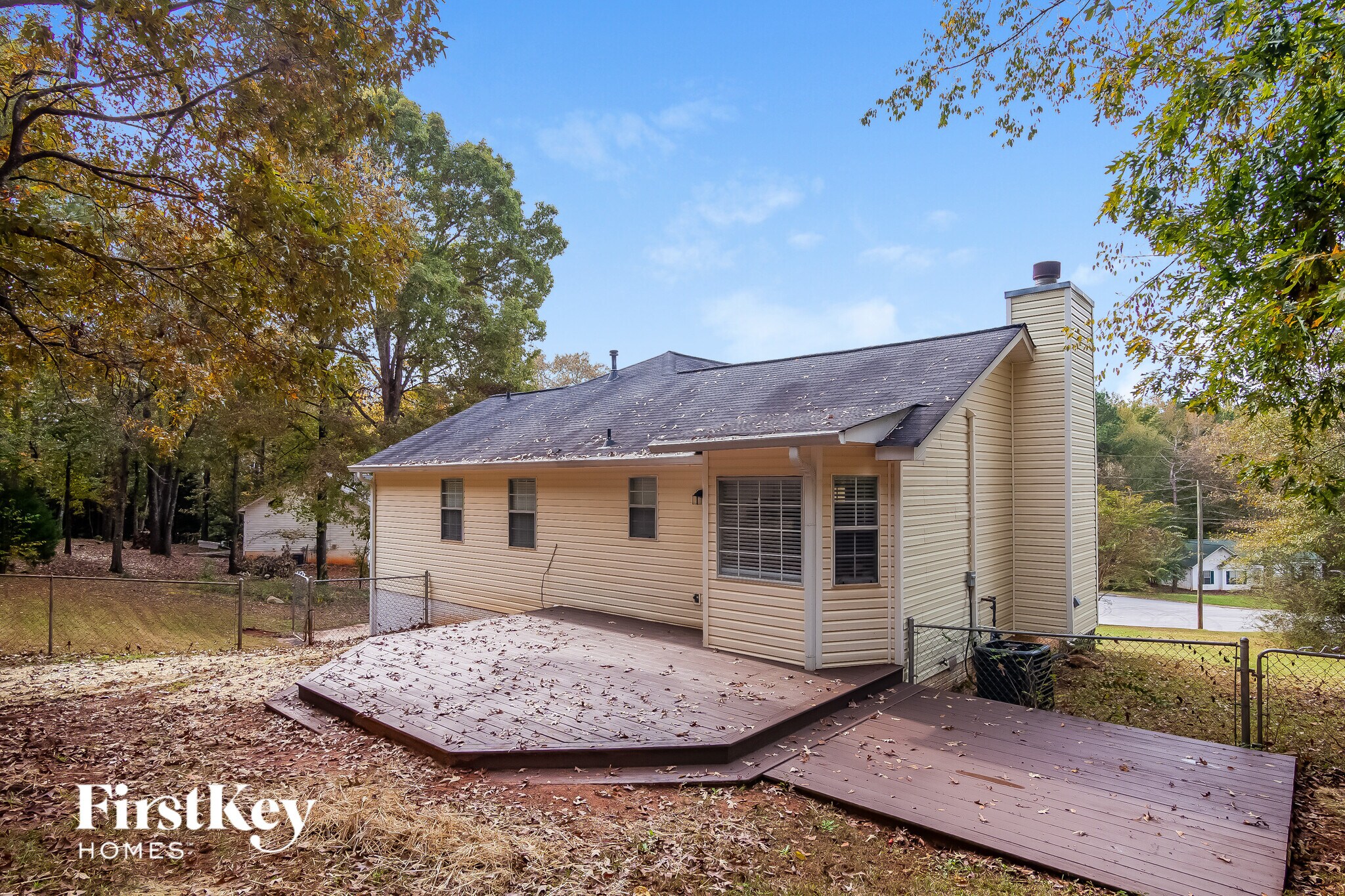Building Photo - 222 Brenda Ellen Dr