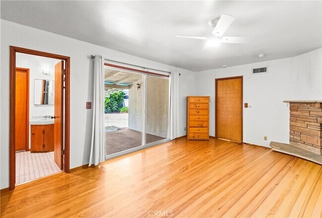 Building Photo - 454 N Shattuck Pl