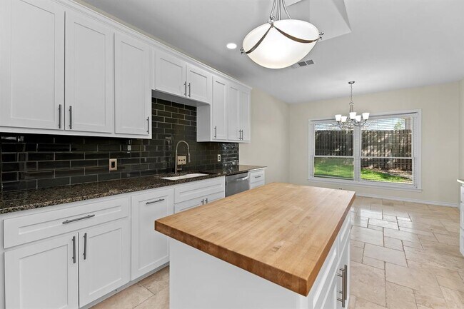 Building Photo - 306 Copperleaf Rd