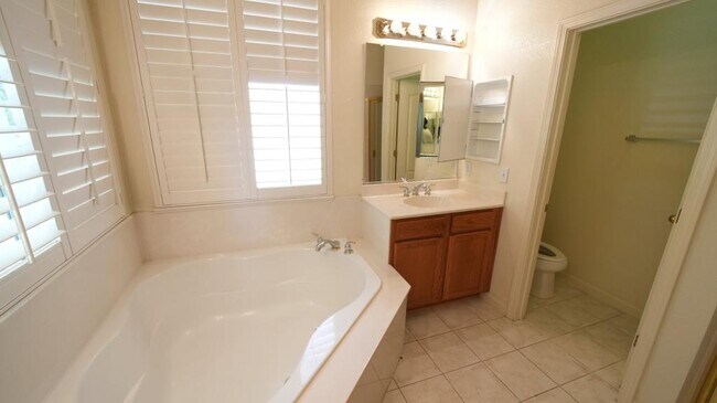 Building Photo - 10315 Berryessa Dr